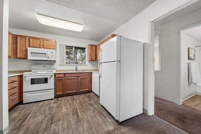 Pine View Village's room