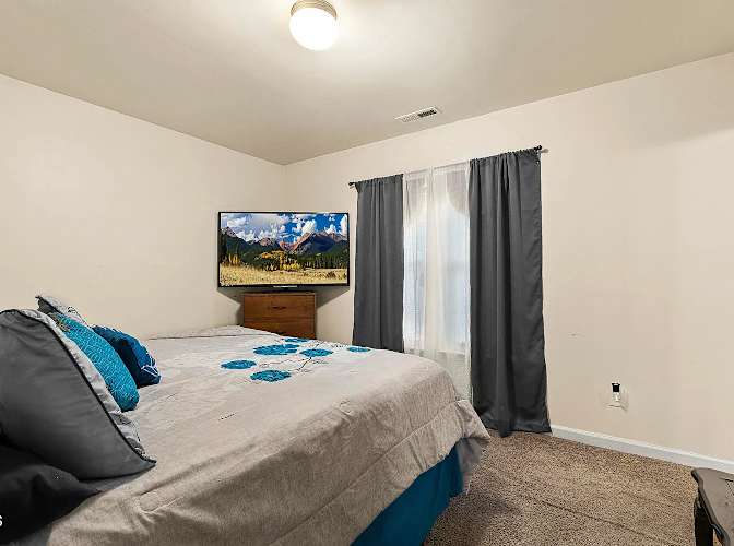 Sara's room