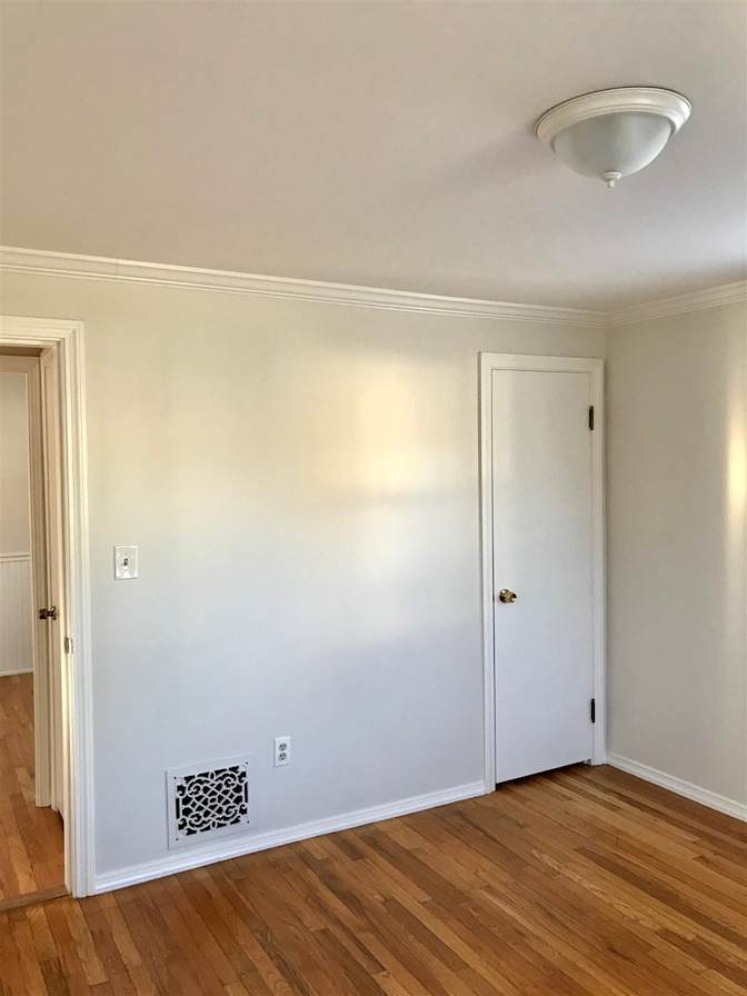 Liz's room