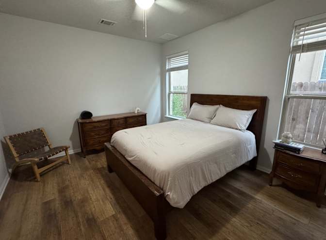 Alice Han's room