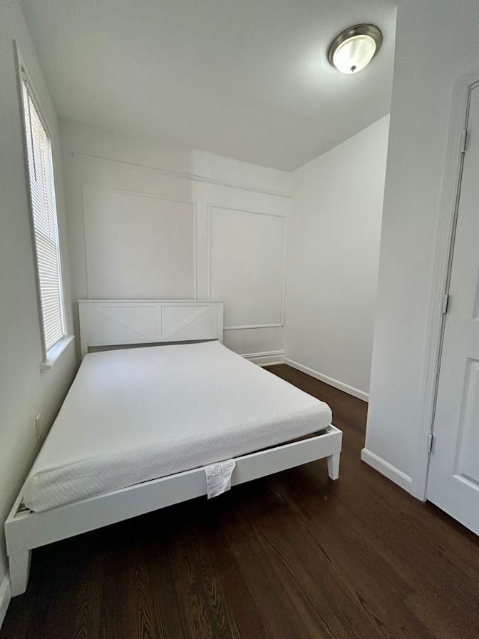 Mo's room