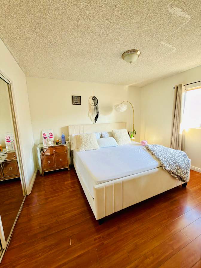 Krystle Sanchez's room