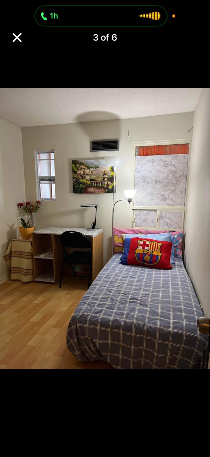 Tony Rose's room