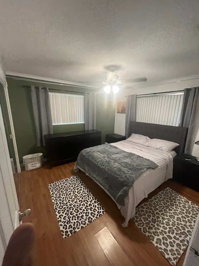 Rachelle's room