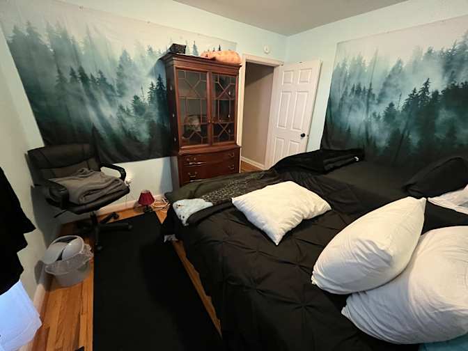 Jay's room