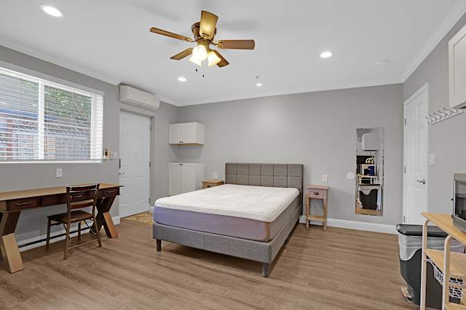 Steve's room