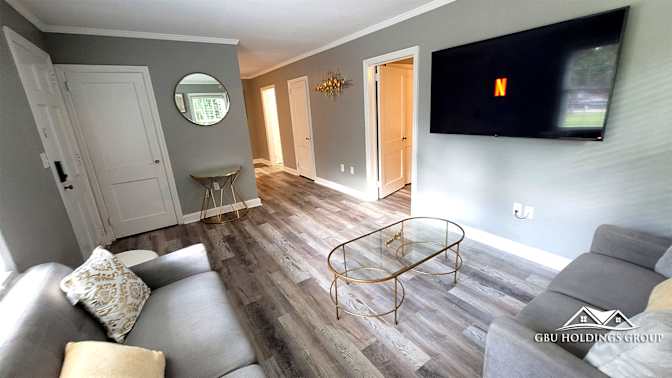 GBU Holdings Group's room