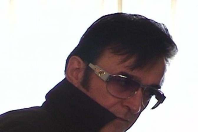 Lou Yves Dinelle's room