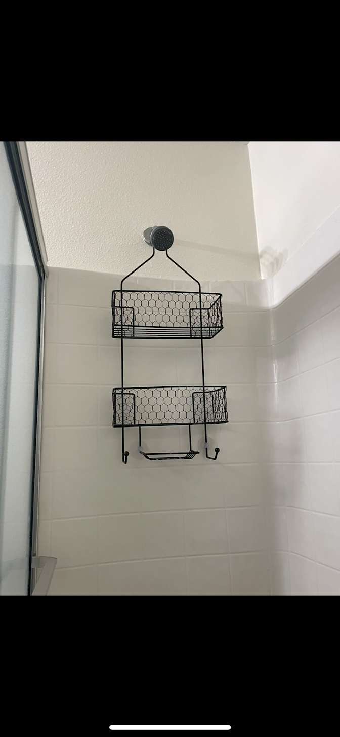 Tom's room