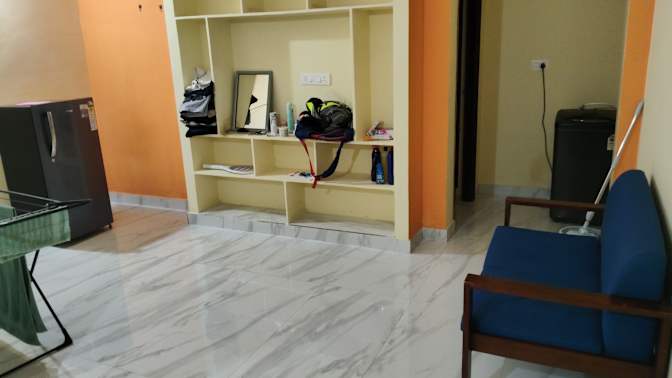 Ratnam's room