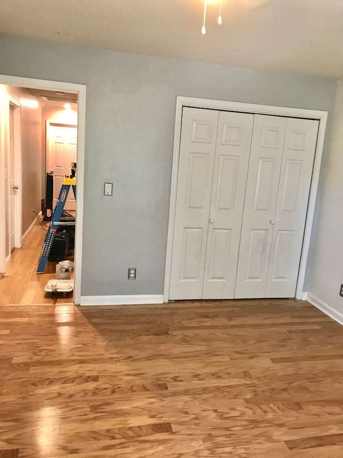 santos's room