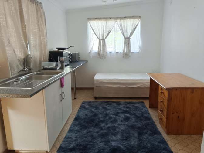 CHURCHILL PAROW WEST's room