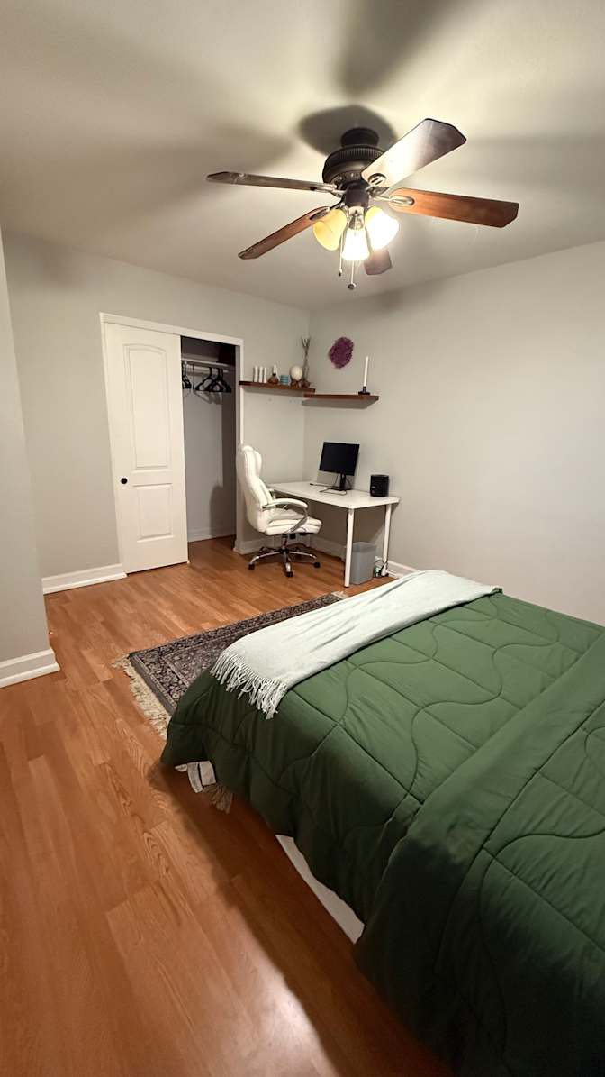 Melanie Schoonover's room