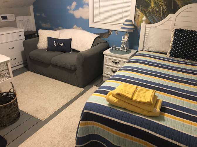 Bill's room