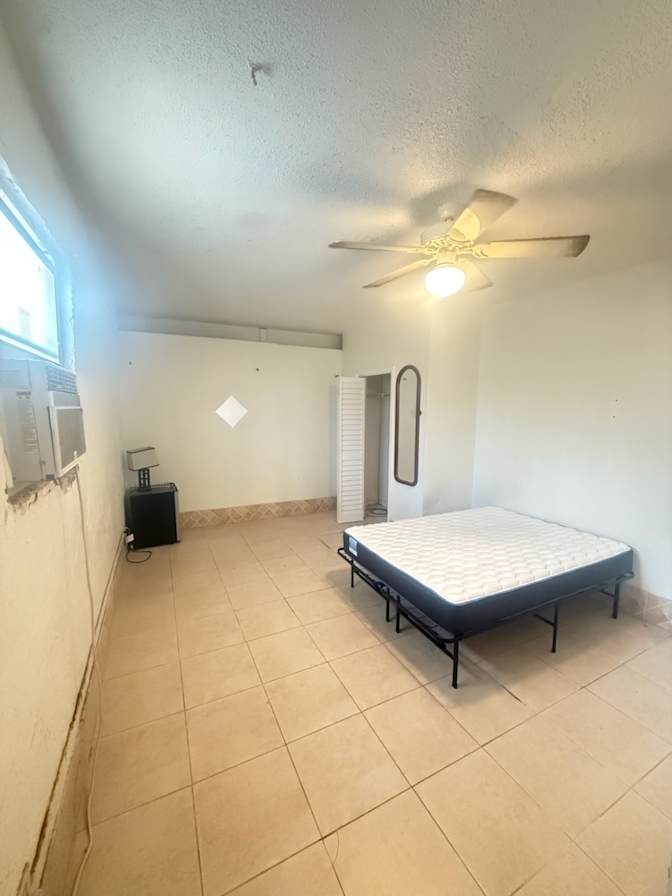 SAM STAIR's room