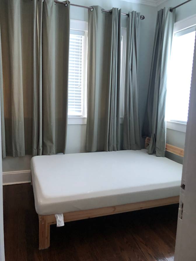 Lina's room