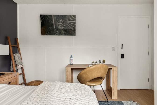 Raffy's room
