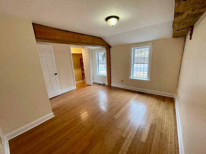 sarah loscutoff's room
