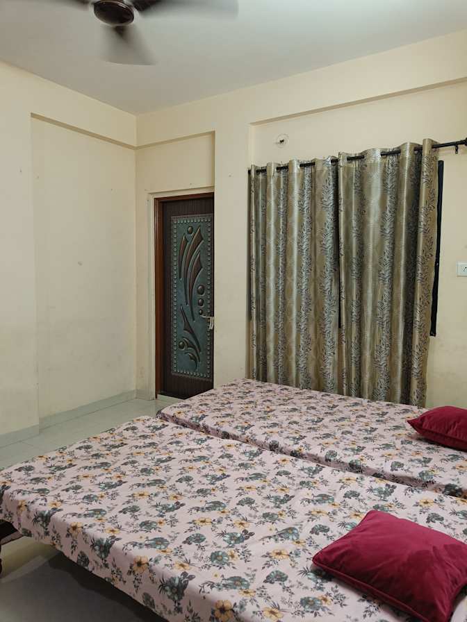 neha ambarkar's room