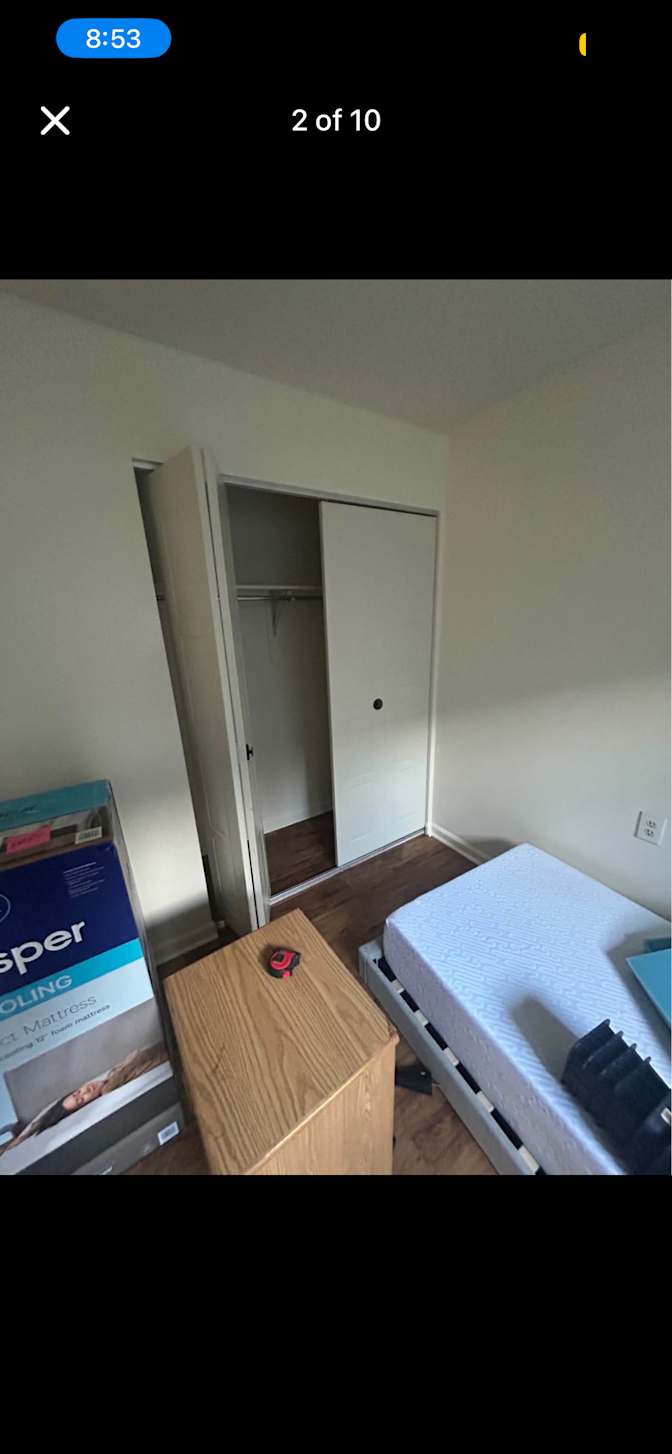 Oscar's room