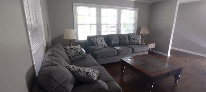 Alcove Rooms's room