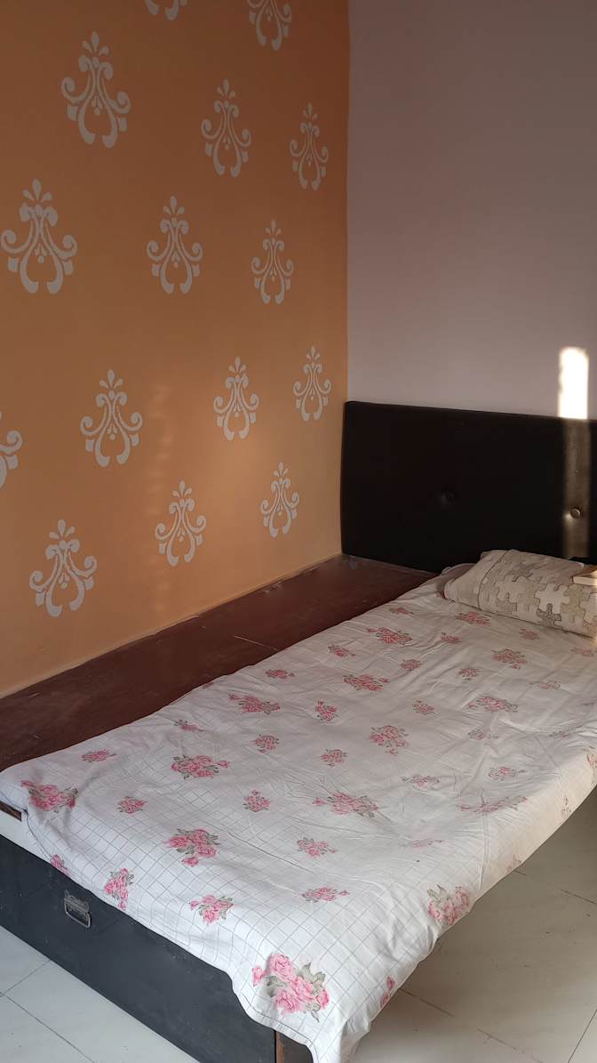 Bhakti's room