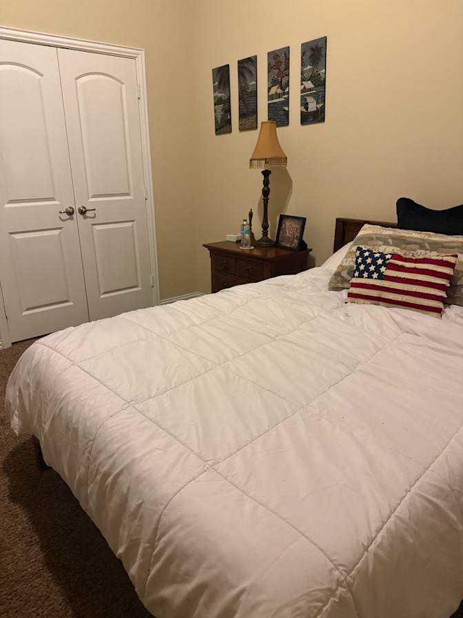 George Almeida's room