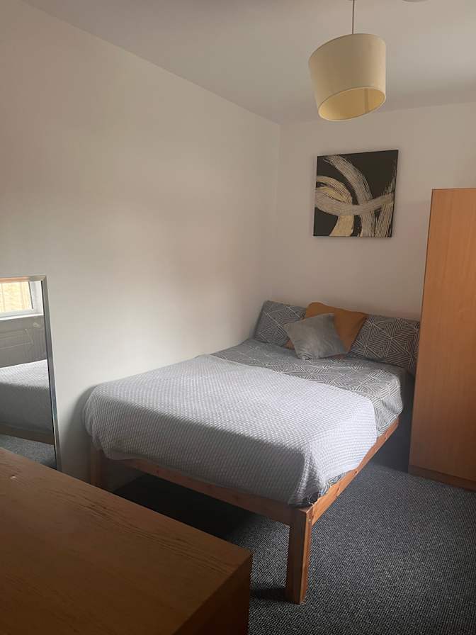 Sandra Reid's room