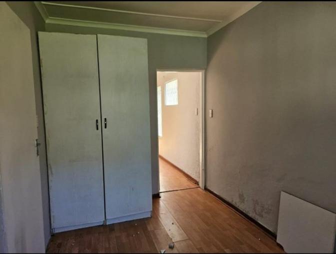 Vince-Vince's room