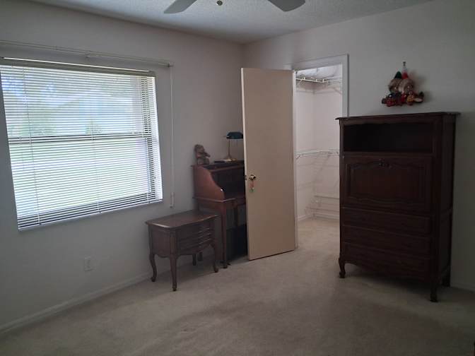 BRIGITTE's room