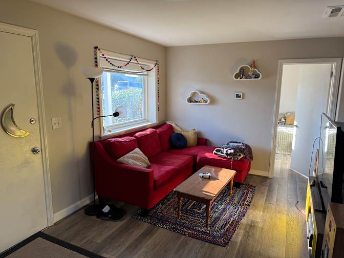 Thomas's room