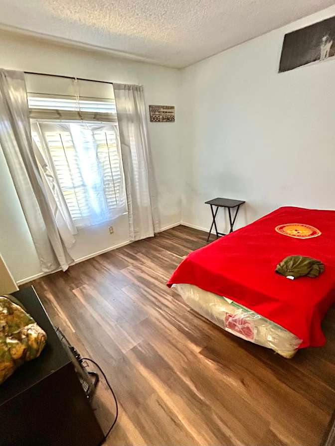 RICH's room