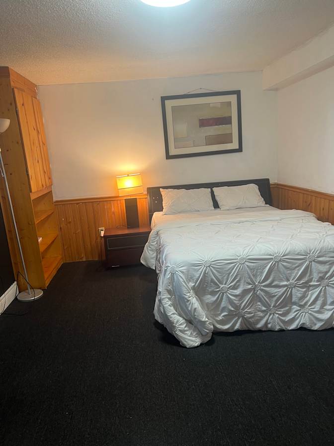 Gina's room