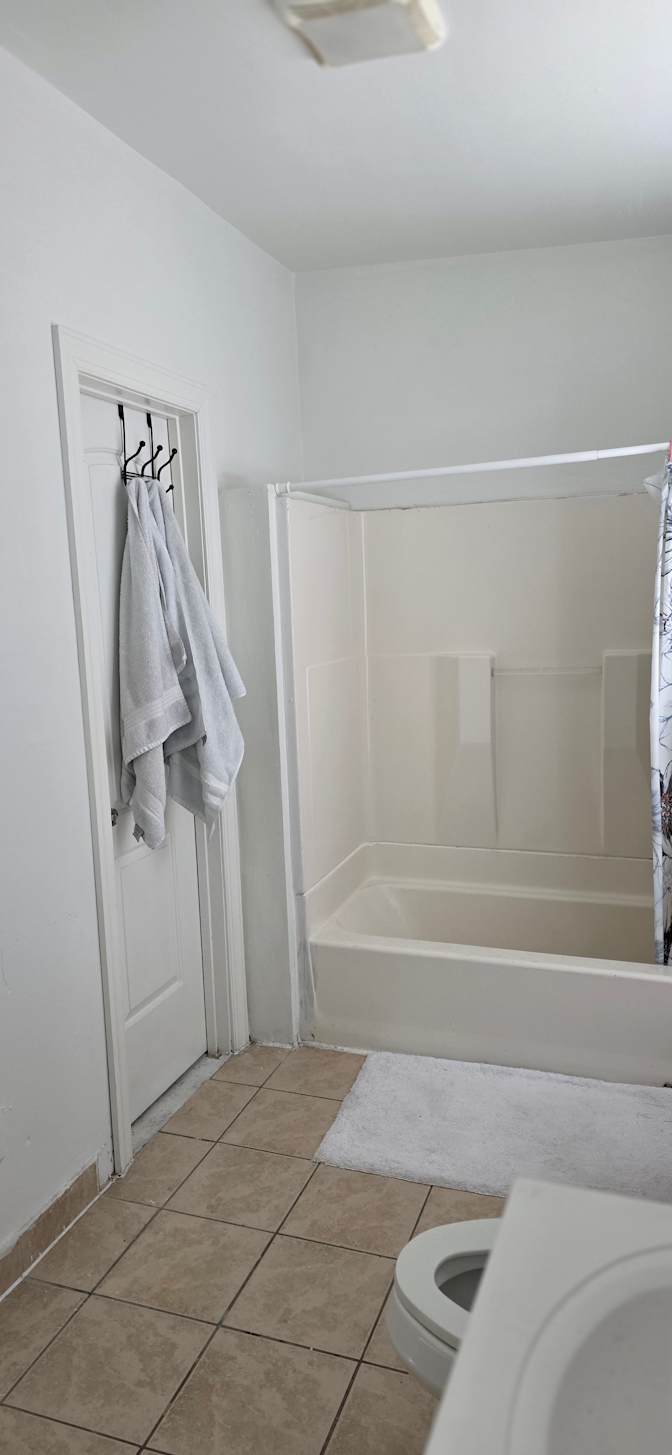 Mohammad's room