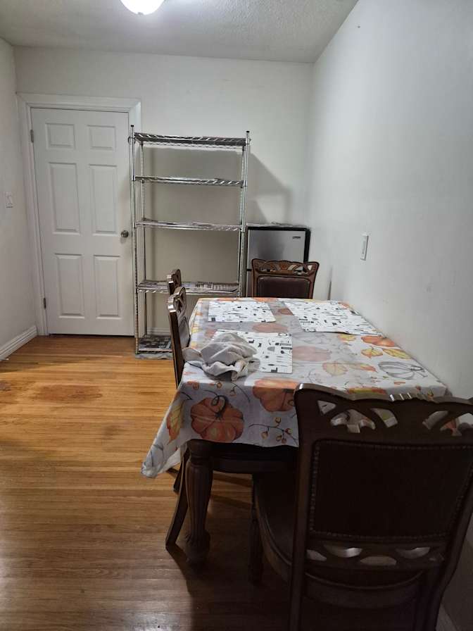 Mea  Kyong Shin's room