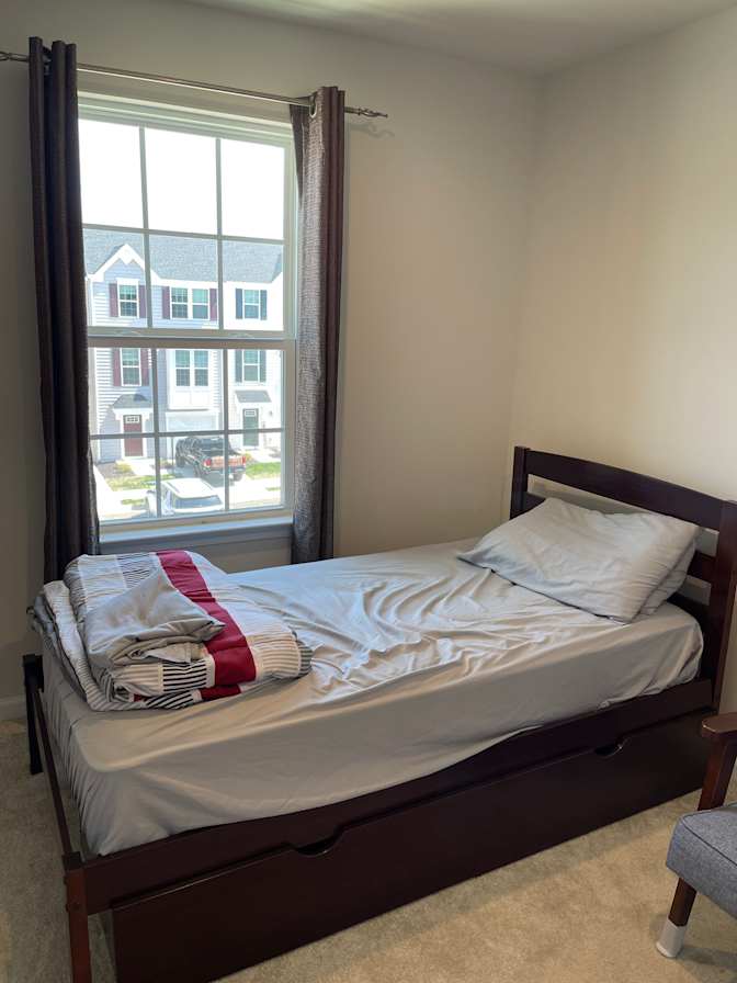 Arif's room