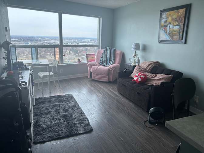 Jaequin Christian's room