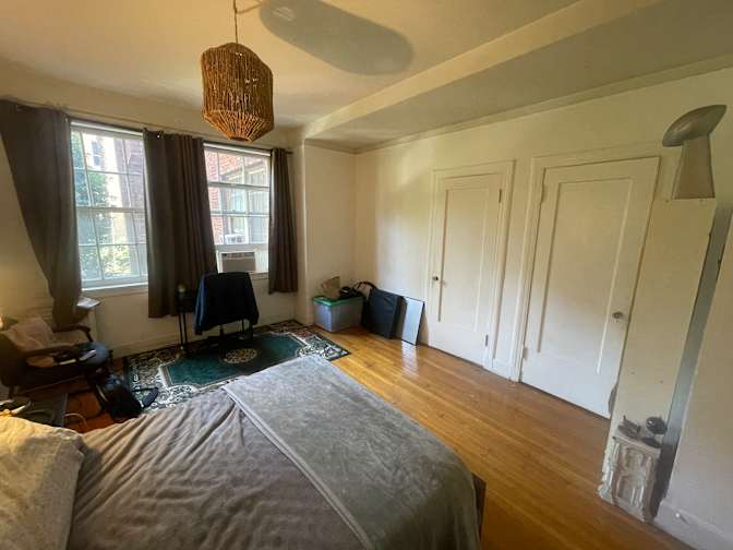 Warren's room