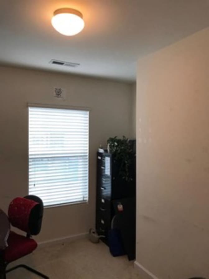 Alcove Rooms's room
