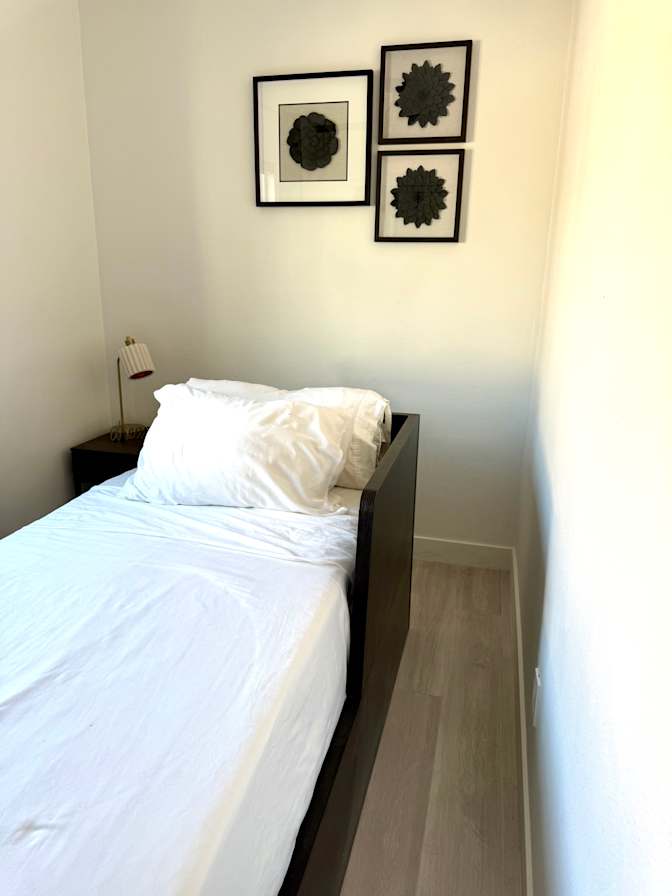 AllisonR's room