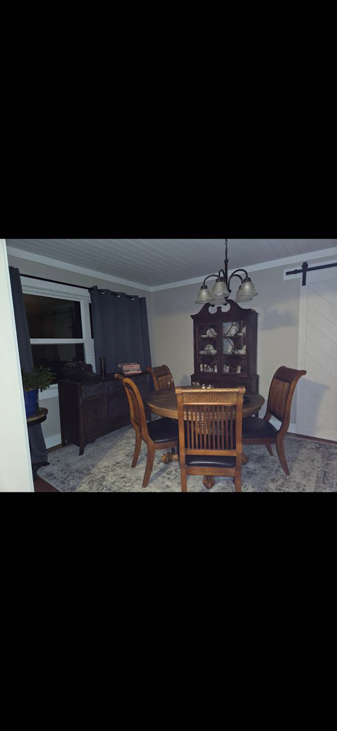 Donna's room