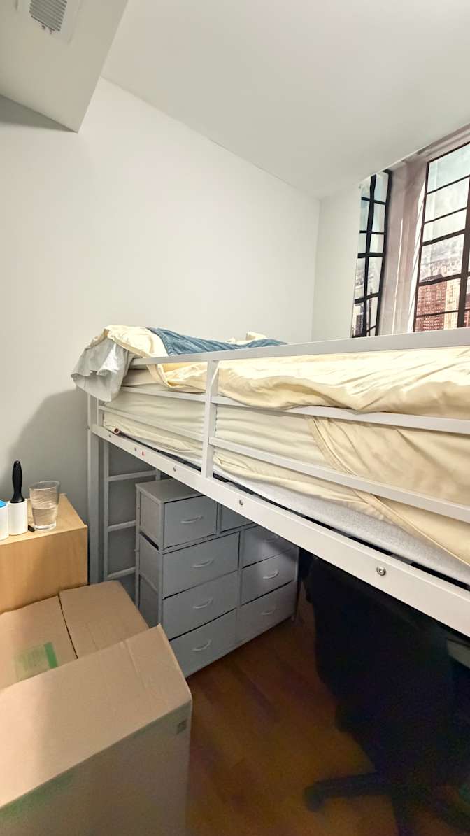 D'je's room