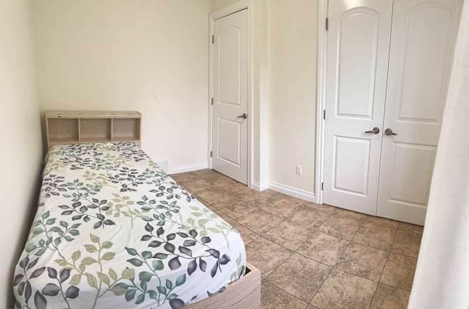 Henrry's room