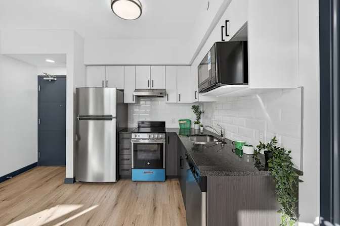 Elizabeth Draxler's room