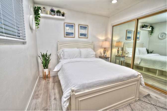 Kim's room