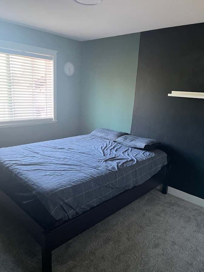 BJ's room