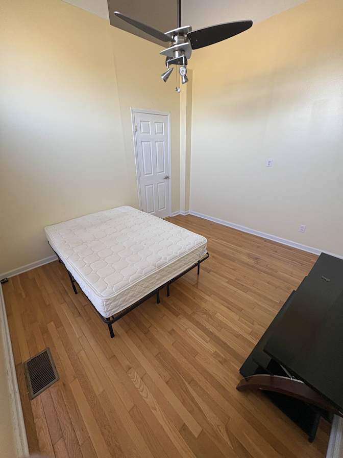 Kenny Le Keystone Rentals's room
