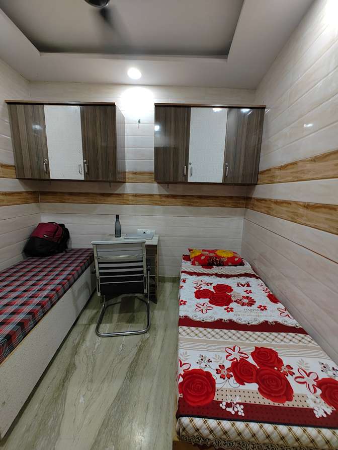Sakshi's room
