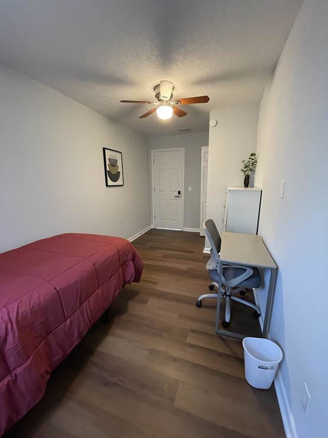 PadSplit's room
