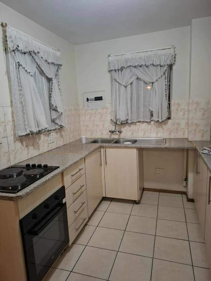 Thomas Sello's room